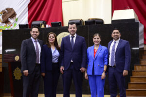 Diputado con licencia César Rivas Nevárez.