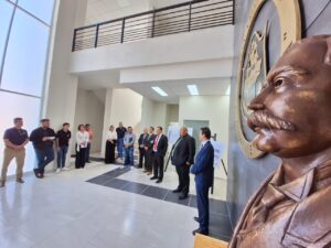 Espacio moderno en la casi centenaria institución educativa