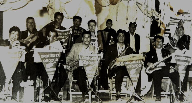 Hilario Orozco Rosas y sus orquestas en Canatlán.  Fundó la orquesta de Los “Calayos” y Hermanos Orozco.